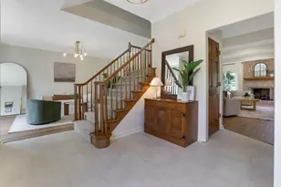 8538 Chateau Dr, Pickerington, OH 43147 - Photo 2