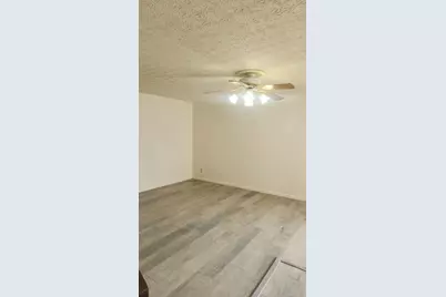 3812 Charbonnett Court #4E, Columbus, OH 43232 - Photo 8