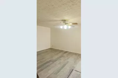 3812 Charbonnett Court #4E, Columbus, OH 43232 - Photo 10