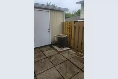 3812 Charbonnett Court #4E, Columbus, OH 43232 - Photo 22