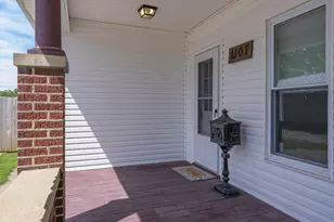 1107 N North St, Washington Court House, OH 43160 - Photo 2