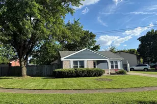 5423 Adderley Ave, Columbus, OH 43232 - Photo 2