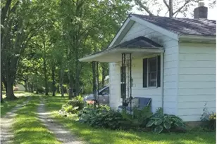 14692 Hock-Hocking Rd, Logan, OH 43138 - Photo 2