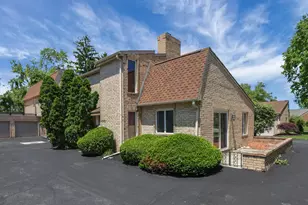 4375 Latin Ln, Upper Arlington, OH 43220 - Photo 2