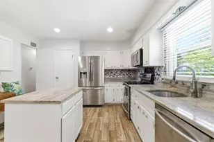 6830 Bowerman St W, Worthington, OH 43085 - Photo 10