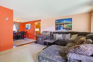 568 Barbara Dr, Tipp City, OH 45371 - Photo 4