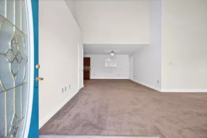 205 Cumberland Meadows Circle, Hebron, OH 43025 - Photo 6