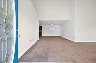 205 Cumberland Meadows Circle, Hebron, OH 43025 - Photo 6