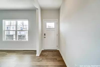 453 Jaret Way, Washington Court House, OH 43160 - Photo 2