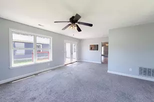 142 S 32nd St, Newark, OH 43055 - Photo 16