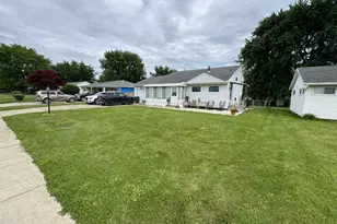 1107 Leesburg Ave, Washington Court House, OH 43160 - Photo 2