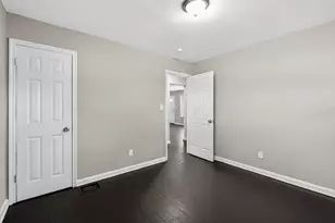 1024 S Kellner Rd, Columbus, OH 43209 - Photo 10