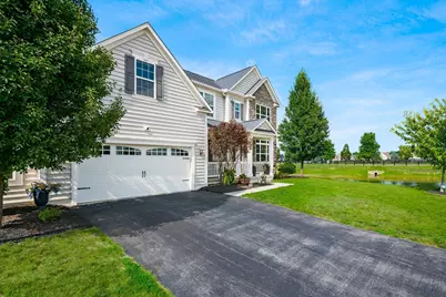 1870 Southchase Court, Grove City, OH 43123 - Photo 4