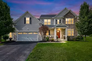 1870 Southchase Ct, Grove City, OH 43123 - Photo 1