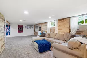 2093 Tupsfield Rd, Columbus, OH 43229 - Photo 24
