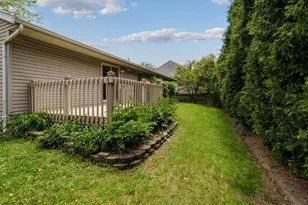 3727 Carriage Run Dr, Hilliard, OH 43026 - Photo 32