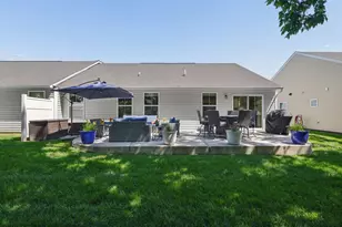 6558 Turning Stone Loop, Canal Winchester, OH 43110 - Photo 2