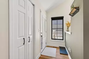 518 E Beck St, Columbus, OH 43206 - Photo 14