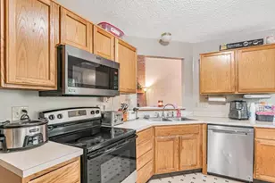 3150 Berkley Pointe Dr, Columbus, OH 43230 - Photo 8