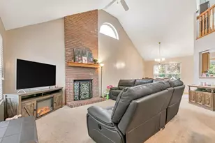 3150 Berkley Pointe Dr, Columbus, OH 43230 - Photo 4