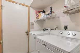 3150 Berkley Pointe Dr, Columbus, OH 43230 - Photo 10