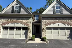 2280 Village at Bexley Dr, Columbus, OH 43209 - Photo 2