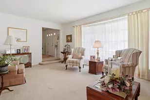 426 Coventry Cir, Zanesville, OH 43701 - Photo 6