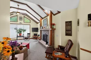660 King Beach Dr, Howard, OH 43028 - Photo 8