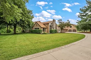 4528 Ravine Dr, Westerville, OH 43081 - Photo 1