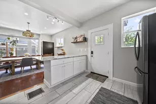 1029 S Champion Ave, Columbus, OH 43206 - Photo 10