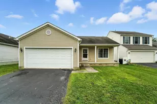 2121 Staghorn Way, Grove City, OH 43123 - Photo 2