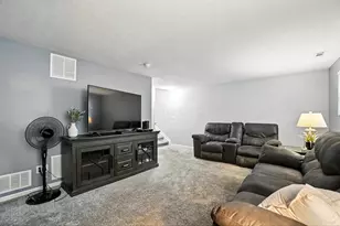 2121 Staghorn Way, Grove City, OH 43123 - Photo 28