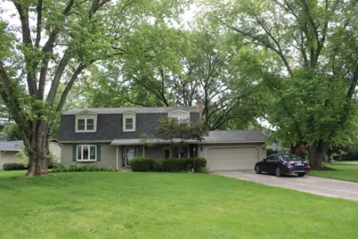 1013 Clubview Boulevard S, Columbus, OH 43235 - Photo 1