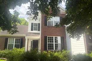 6835 Bishops Crossing Cir, Dublin, OH 43016 - Photo 2