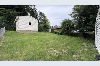 821 Ohio Street, Zanesville, OH 43701 - Photo 12