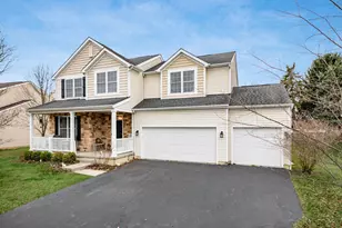 3219 Sitka Spruce Dr, Grove City, OH 43123 - Photo 2