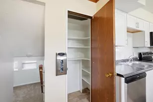 4829 McAllister Ave, Columbus, OH 43227 - Photo 12