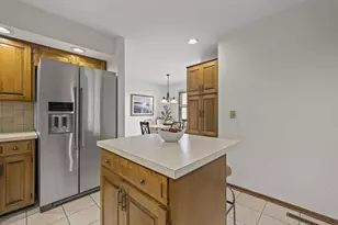 2213 Partlow Dr, Columbus, OH 43220 - Photo 16