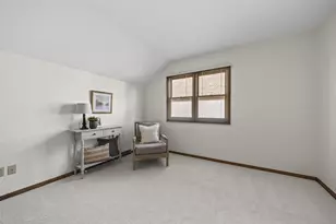 2213 Partlow Dr, Columbus, OH 43220 - Photo 30