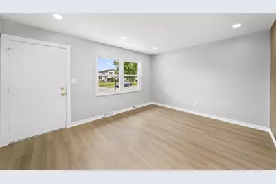 6365 Faircrest Road, Columbus, OH 43229 - Photo 12