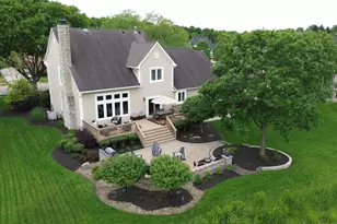 5751 Medallion Dr E, Westerville, OH 43082 - Photo 8