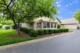 36 Abbeycross Ln, Westerville, OH 43082 - Photo 2
