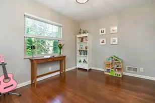 45 S Harding Rd, Columbus, OH 43209 - Photo 16