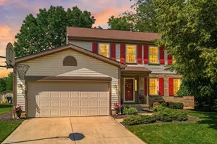2070 Shirlene Dr, Grove City, OH 43123 - Photo 2