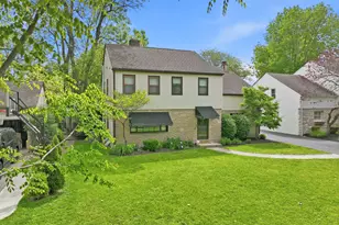 66 S Roosevelt Ave, Bexley, OH 43209 - Photo 2