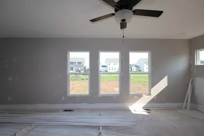 2711 Charlotte Way, Delaware, OH 43015 - Photo 2