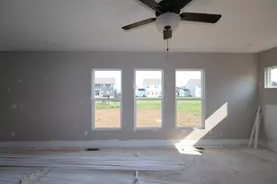 2711 Charlotte Wy, Delaware, OH 43015 - Photo 2