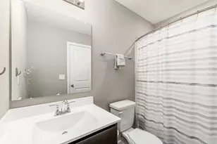 2518 Tree Knoll Ct, Columbus, OH 43219 - Photo 30
