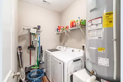 2518 Tree Knoll Court, Columbus, OH 43219 - Photo 20
