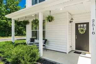 2518 Tree Knoll Ct, Columbus, OH 43219 - Photo 4